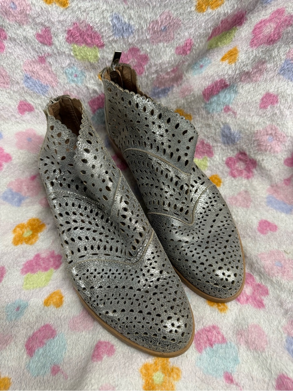 Sundance Silver Perforated Scalloped Ankle Booties